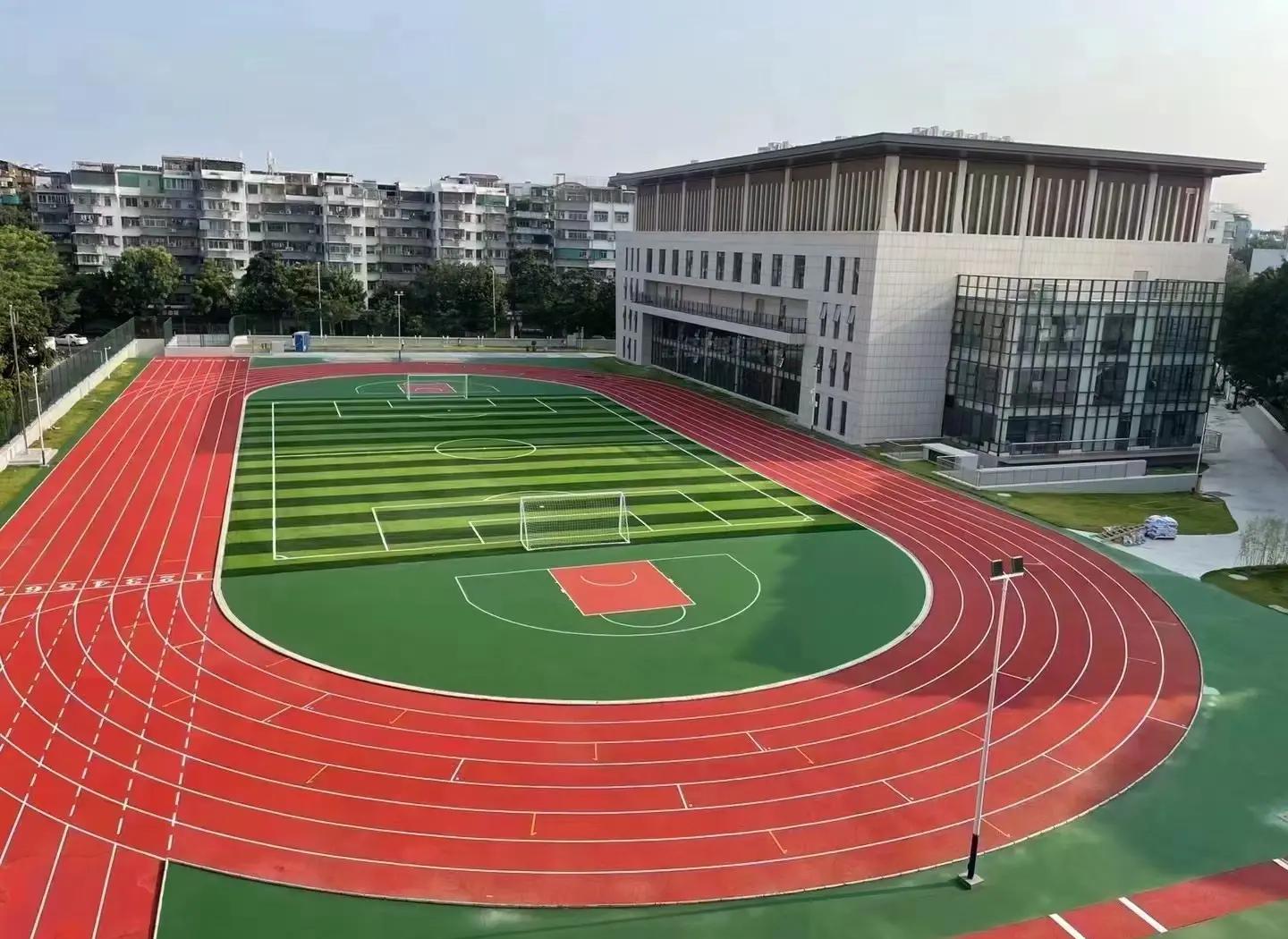 贵阳市人造草坪塑胶篮球场 - 价格